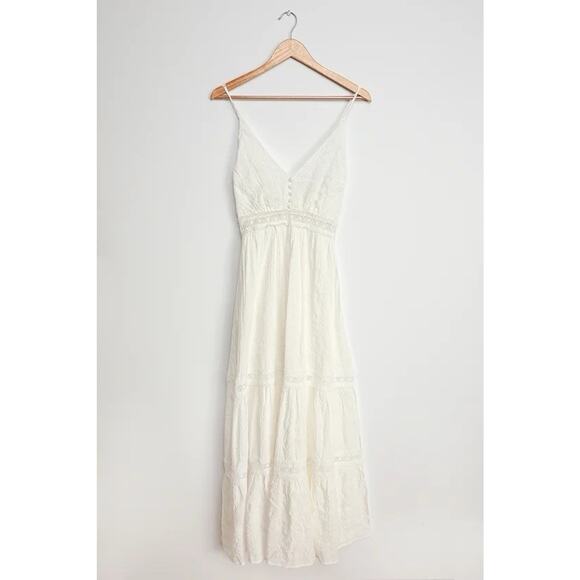 NEW Lulus Light Breeze White Striped Crochet Lace Tiered Maxi Dress Size Small - Picture 5 of 14